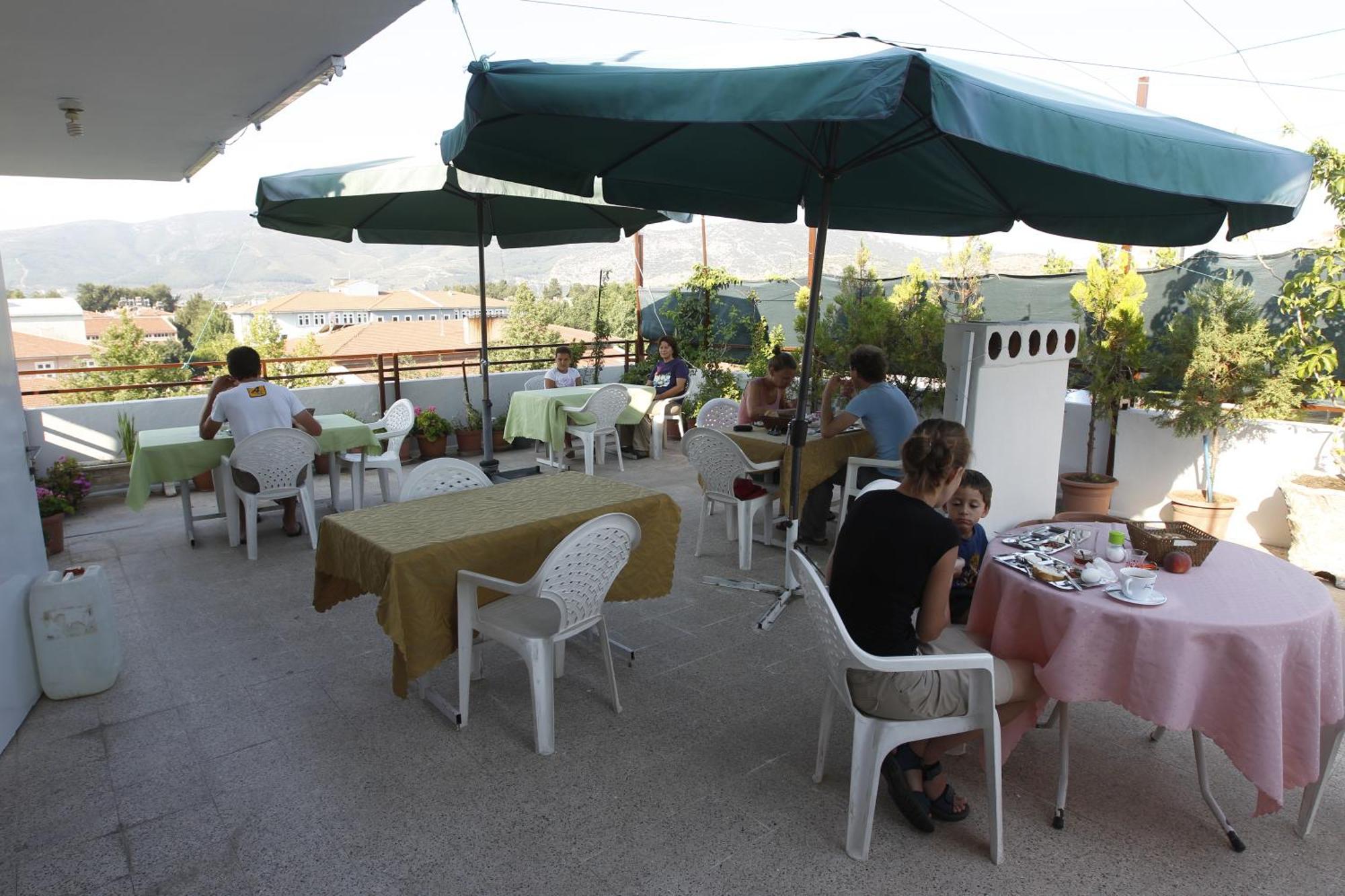Vardar Pension Selçuk Ngoại thất bức ảnh